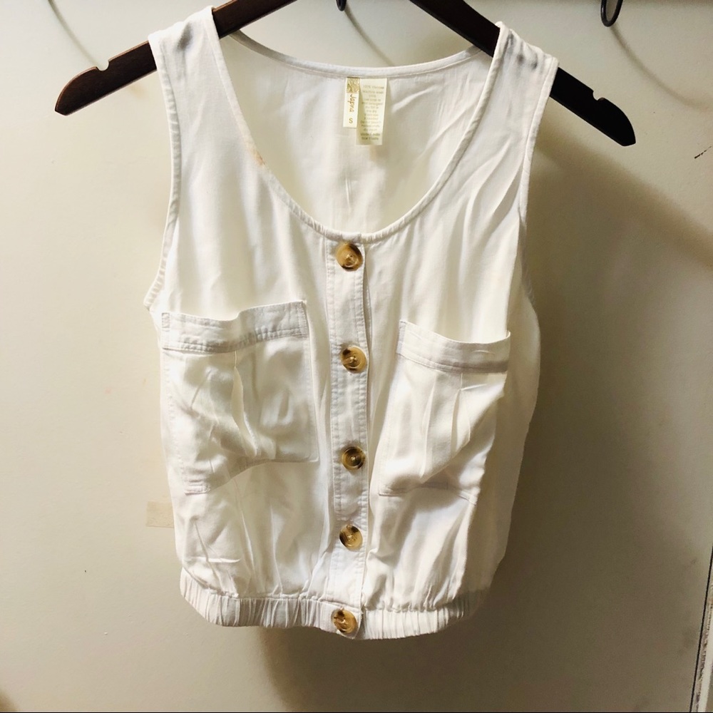 White crop top